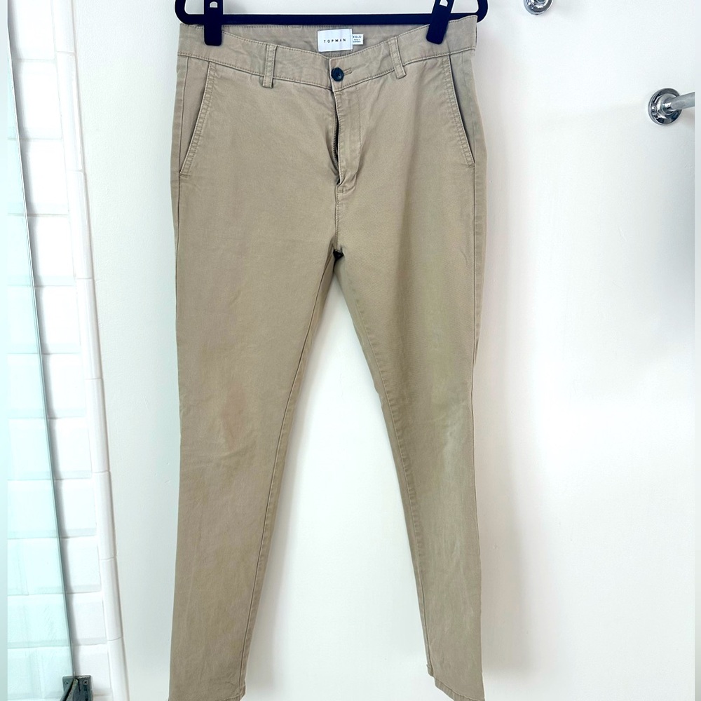 Topman Khaki Chinos 32x32 men’s. Excellent Cond. Skinny fit.